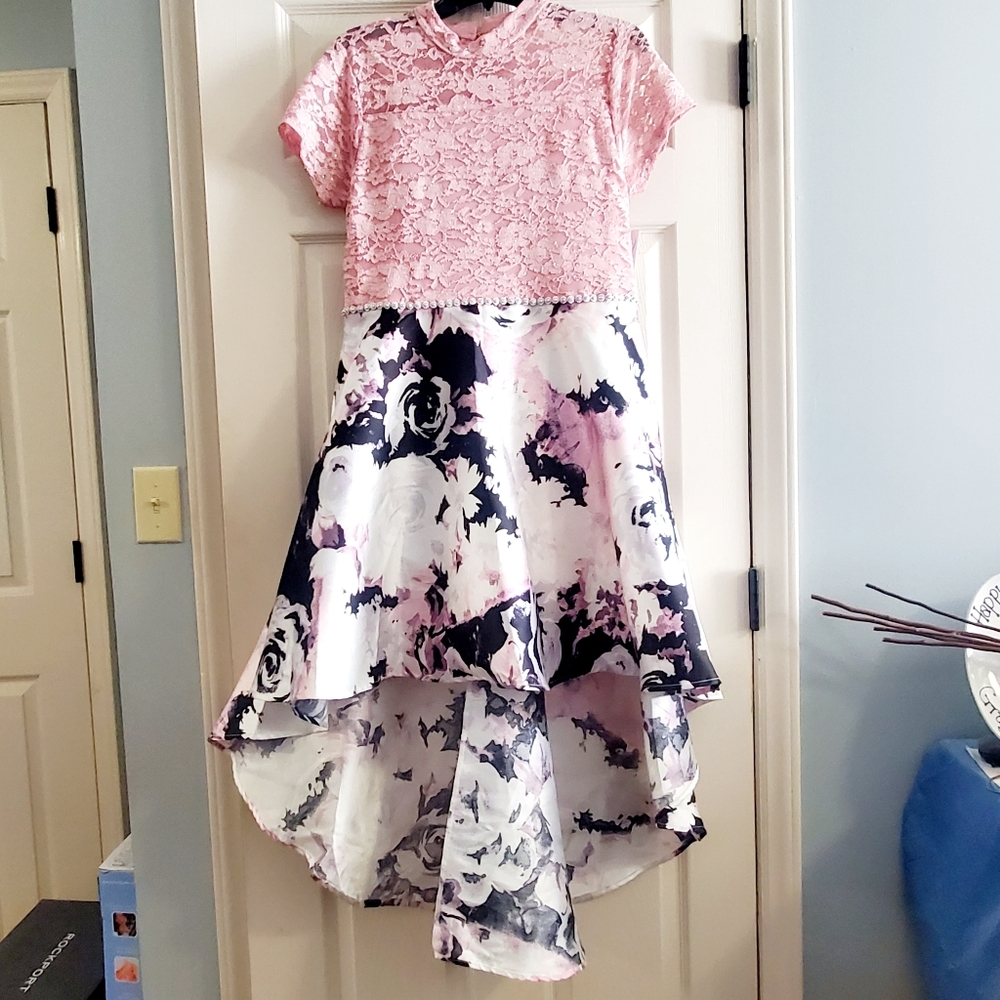 Girls 18 Plus Beautiful Dress